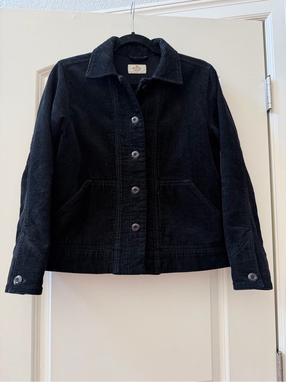 Marine Layer Corduroy 100% Cotton Jacket w Patch Pockets. Chore coat. Pleat back
